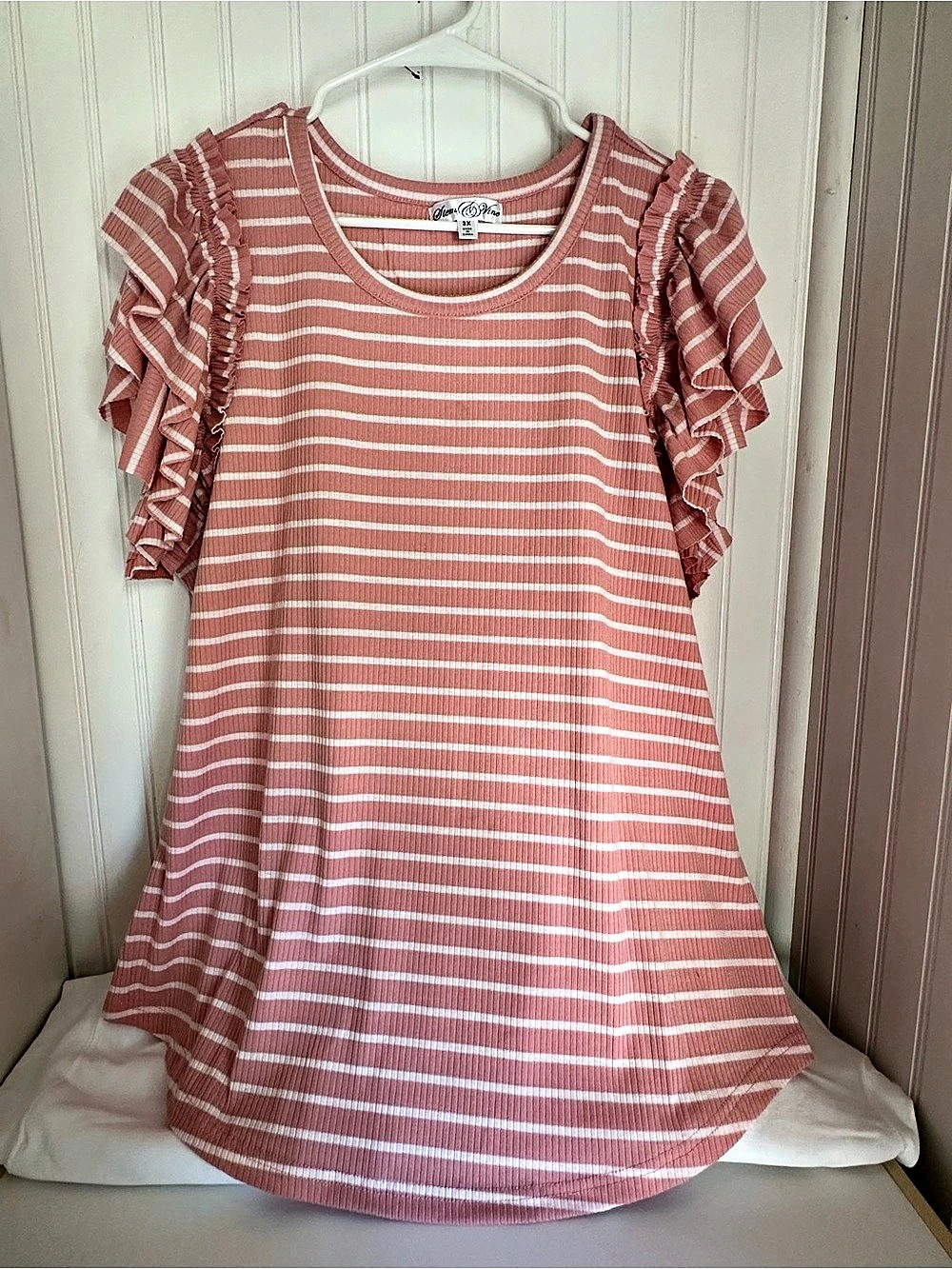 Stem & Vine Striped Ruffle Sleeve blouse in Pink & White Size 3X
